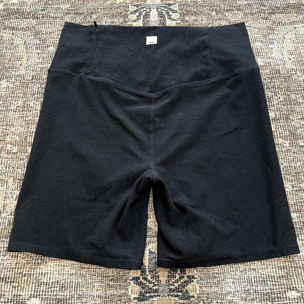 Vuori Clean Elevation Shorty 6" Black Women's Size L - Picture 3 of 5